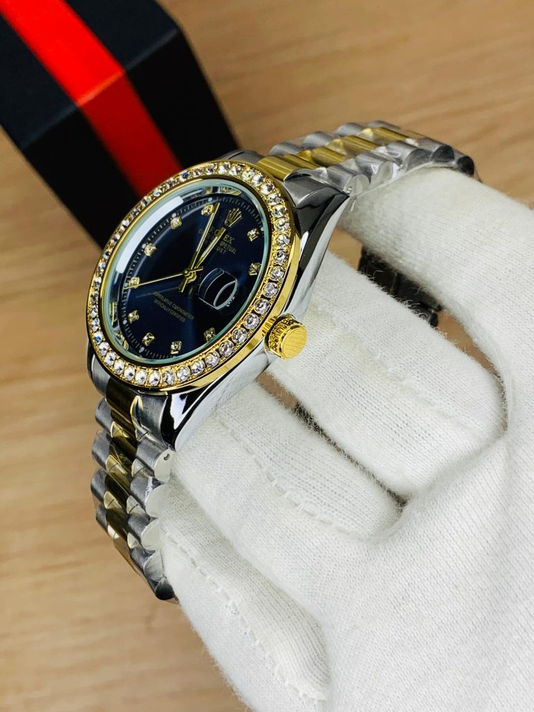 Diamond Studded With Date (Two Tone Blue)